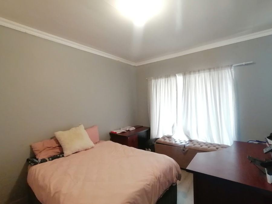 4 Bedroom Property for Sale in Tigane North West